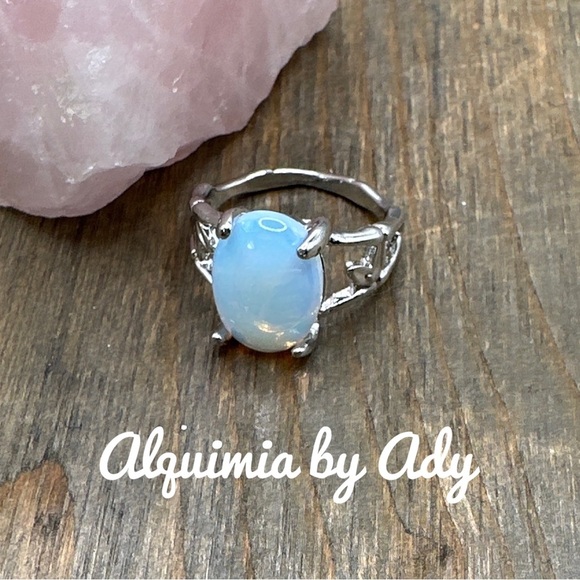 Blue Moonstone silver Victorian ring/Libra/cancer/Scorpio - Picture 2 of 6